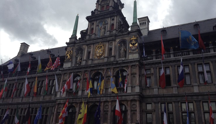 В это время Антверпен был торговой столицей Европы