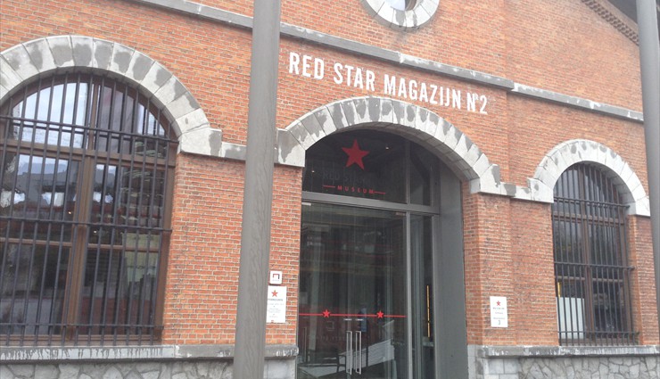Этот музей посвящен  истории эмиграции из Европы через Антверпен в Новый Свет