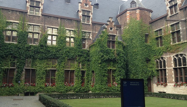 Университет Антверпена