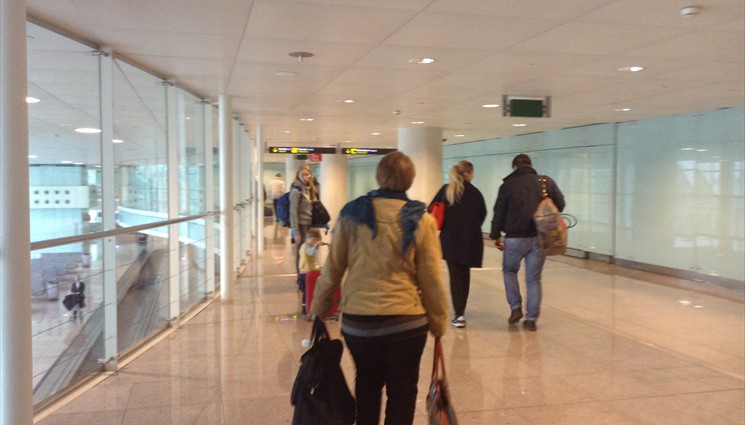 Мы прибыли в аэропорт Барселоны.