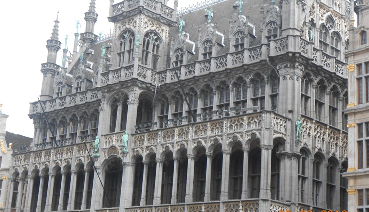 Хлебный дом или Дом Короля (находится напротив Брюссельской ратуши)