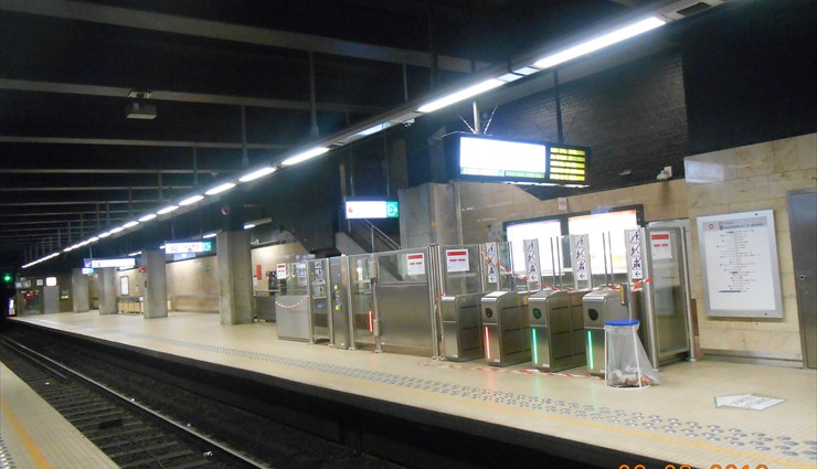Уезжаем к станции метро Южного вокзала - Gare du Midi (линии метро 2 и 6)