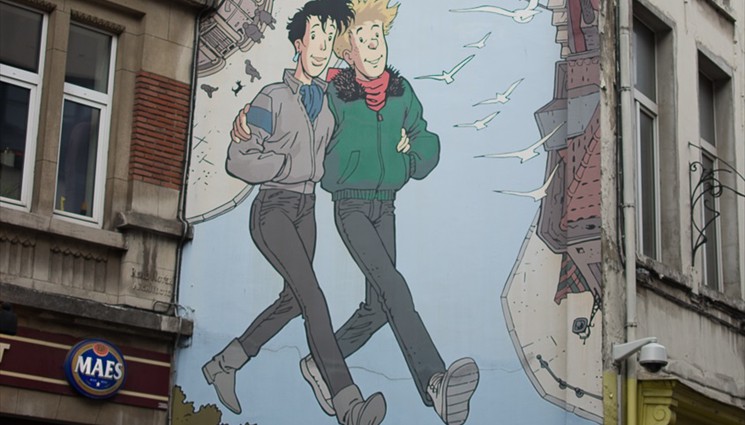 Посмотреть комиксы на стенах Брюсселя