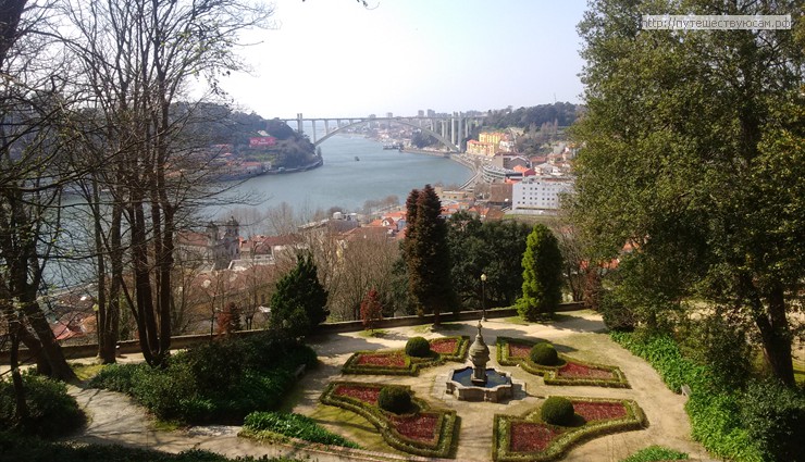 Ландшафтный Парк хрустального дворца — один из самых посещаемых парков в Порту