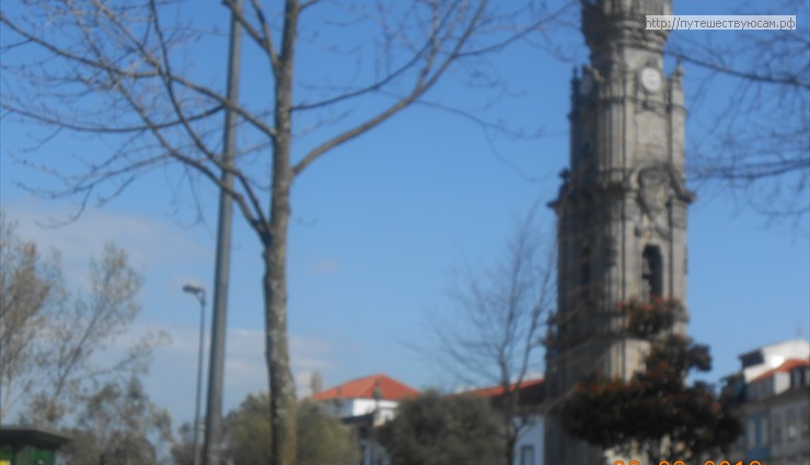Колокольня видна с любой точки города и является его символом