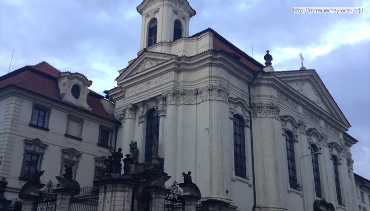 Это - главная православная церковь Праги
