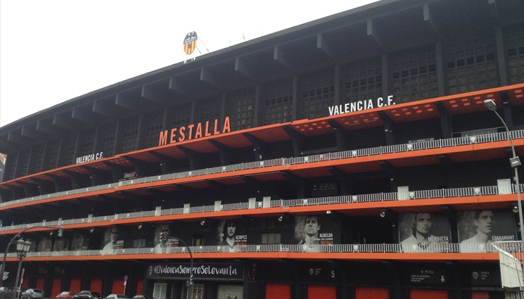 В конце нашей прогулки мы придем на Стадион «Месталья» - Estadio Mestalla