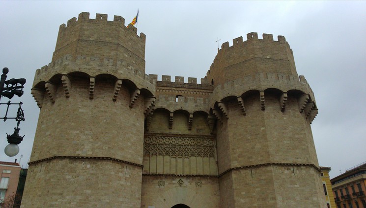 Башни признаны памятником испанского исторического наследия и являются одной из визитных карточек Валенсии