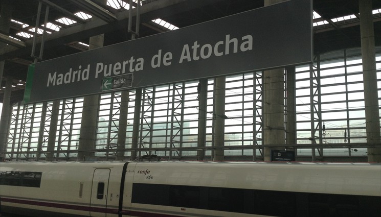 Мы приехали на Железнодорожный вокзал Аточа в Мадриде