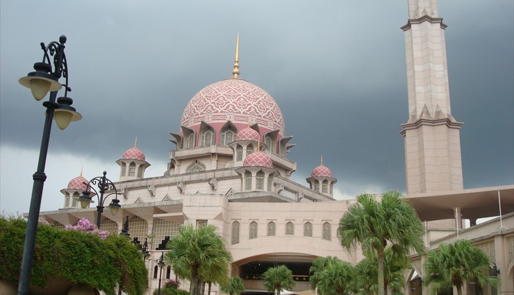 Мечеть Путра (Masjid Putra)