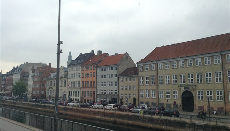 Проезжая по улицам Копенгагена
