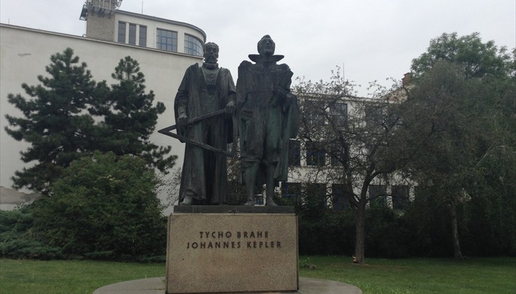 Памятник Тихо Браге и Яну Кеплеру