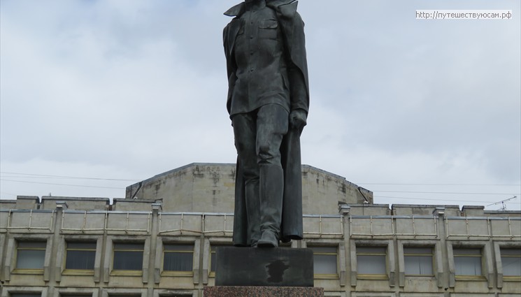
Памятник Дзержинскому
