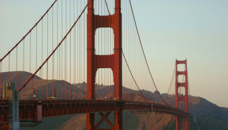 Мост - Золотые Ворота в Сан-Фрациско в США