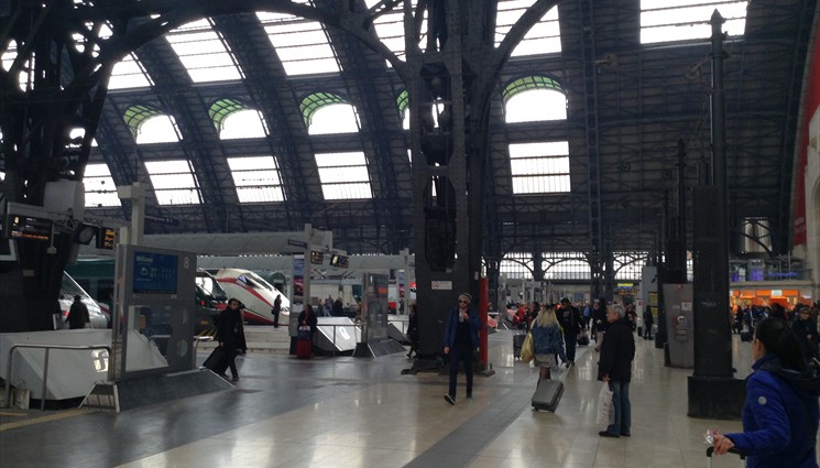 Добираемся до Центральный вокзал Милана