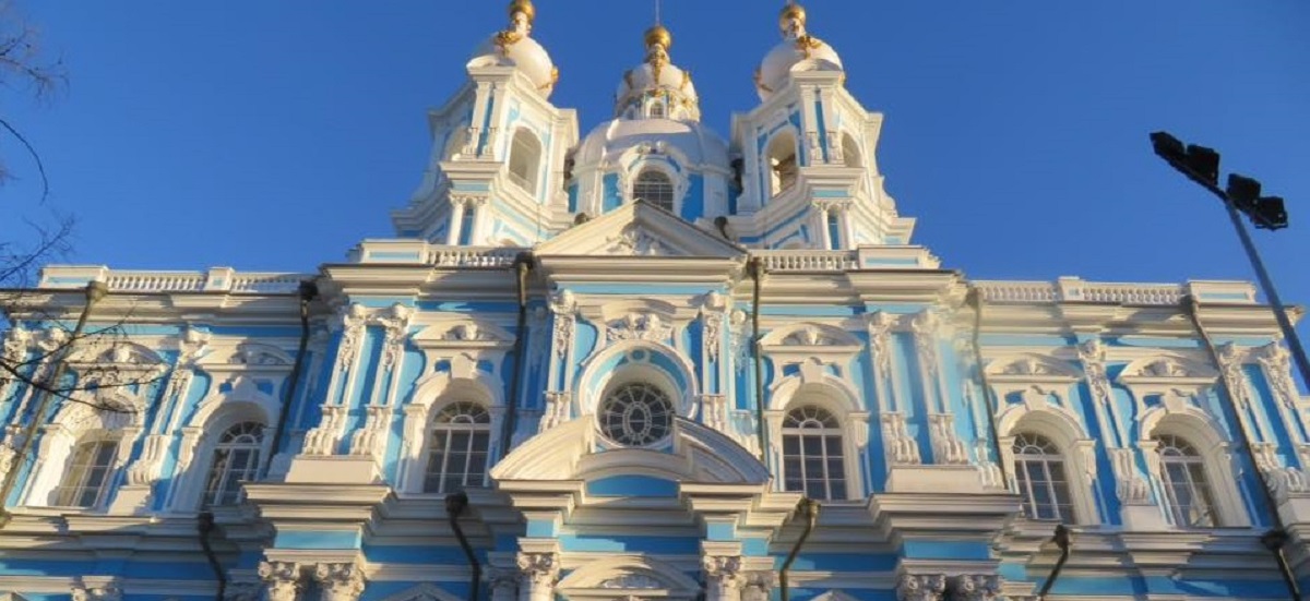 Смольный собор