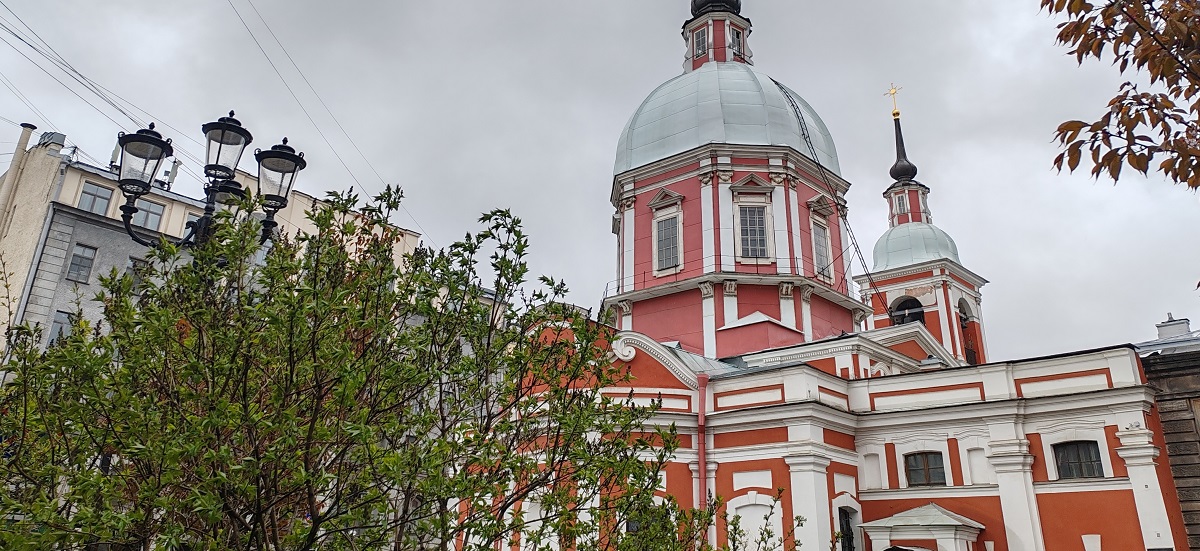 Пантелеимоновская церковь