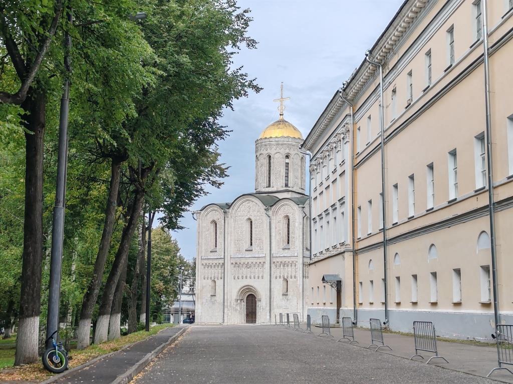 Дмитриевский Собор