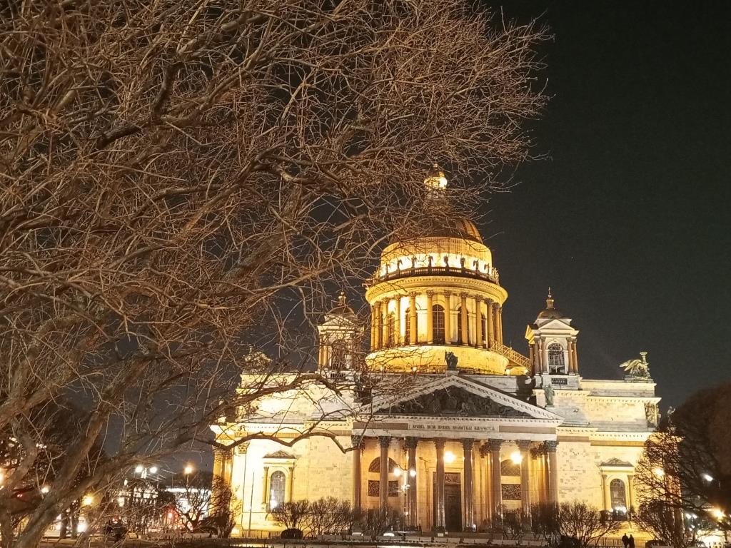Прогулка по Петербургу